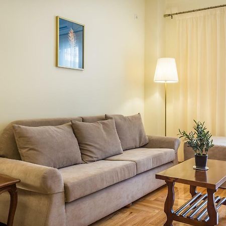Chic Flat In Kolonaki Next To American Embassy Athene Buitenkant foto
