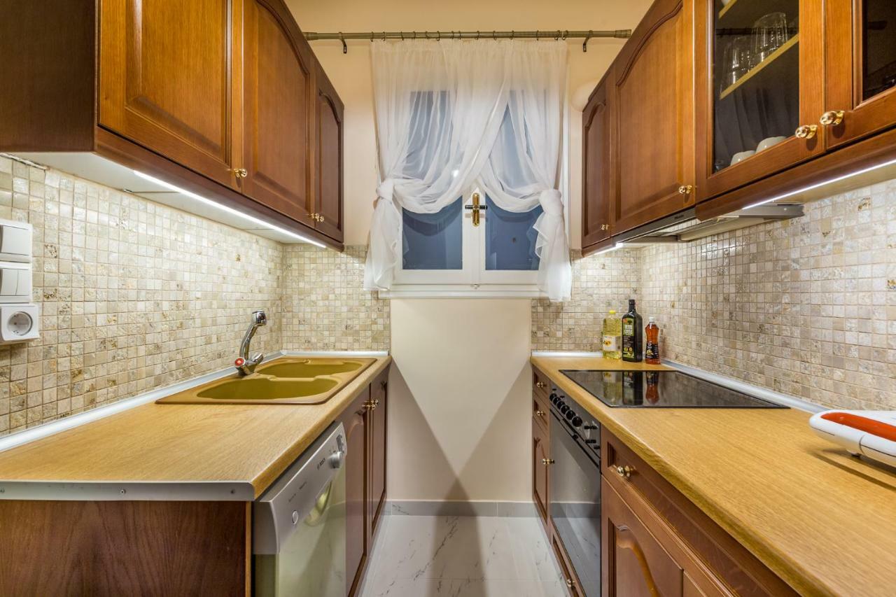 Chic Flat In Kolonaki Next To American Embassy Athene Buitenkant foto